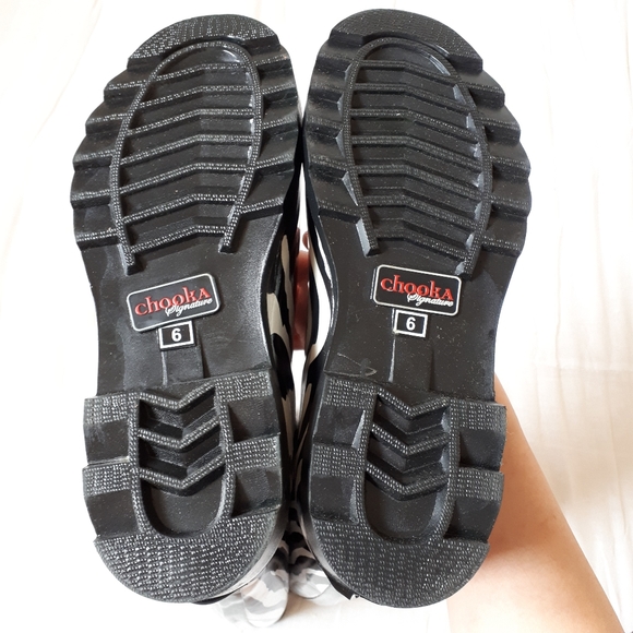 Chooka Women's Zebra Print Rain Boots - Picture 11 of 14